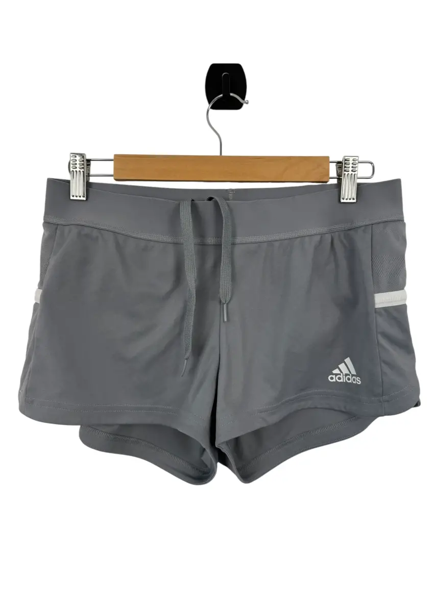 Pantaloni Scurti Adidas - Marimea S - Barbati